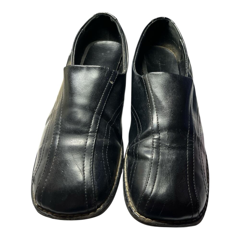 Predictions Women's Black Slip-On Shoes Size 9W